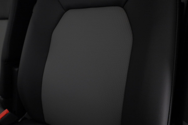 Volkswagen Crafter Trendline L3 Bestelwagen (2) GP 2.0 TDI EU6 103 k Volkswagen Bedrijfswagens Crafter Trendline L3H3  2.0 TDI EU6 140 pk GVW 3.5T Automaat! VOORRAAD!!