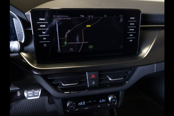 Škoda Kamiq 1.5 TSI ACT Monte Carlo / 150pk / Panorama dak / Elektrische stoelverstelling / Stoelverwarming /