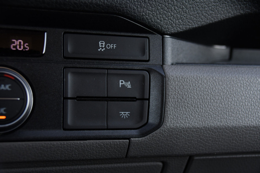 MAN TGE 35 2.0 L3H2 PB Edition Cruise, Camera, Carplay, LED, 177pk, Automaat, Sensoren, 2 x Schuifdeur, Stoelverwarming, Uniek!