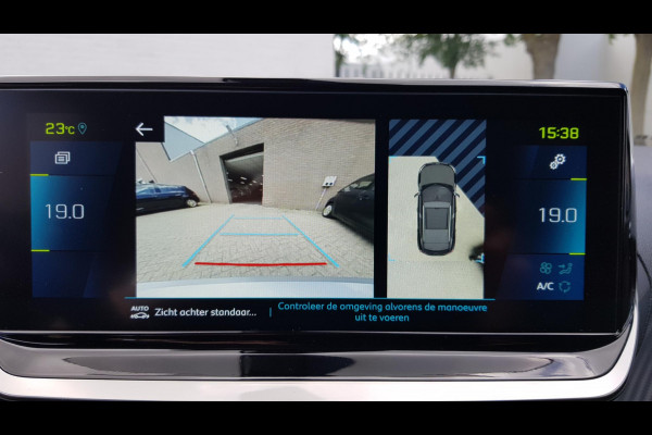 Peugeot e-2008 EV Allure Pack 50 kWh | Navigatie | Climate control | 3D Digitale cockpit | Camera | Lichtmetalen Velgen