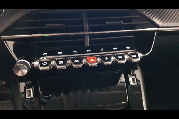 Peugeot e-2008 EV Allure Pack 50 kWh | Navigatie | Climate control | 3D Digitale cockpit | Camera | Lichtmetalen Velgen