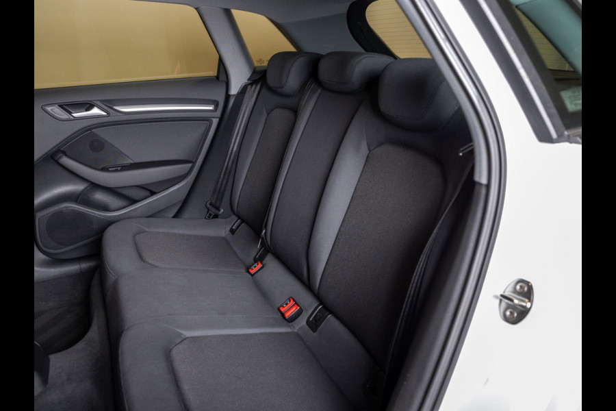 Audi A3 Sportback 1.0 TFSI / 116pk / Airco / Cruise control /