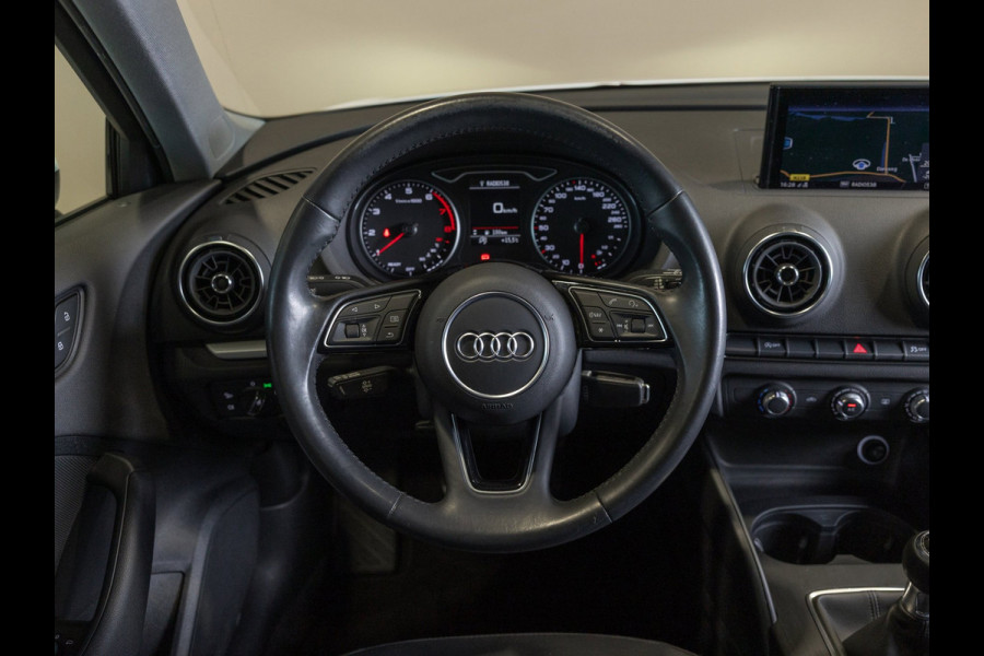 Audi A3 Sportback 1.0 TFSI / 116pk / Airco / Cruise control /