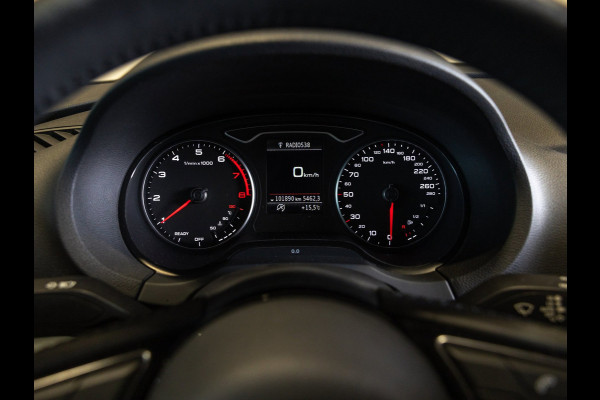 Audi A3 Sportback 1.0 TFSI / 116pk / Airco / Cruise control /