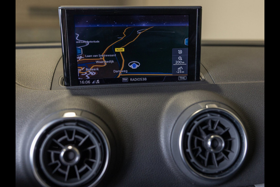 Audi A3 Sportback 1.0 TFSI / 116pk / Airco / Cruise control /