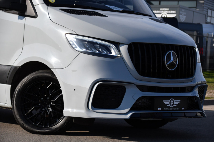 Mercedes-Benz Sprinter 319 3.0 CDI L2H1 AMG Edition Cruise, 360 Camera, Carplay, 10,5'' Mbux, Stoelverwarming, LED, Leder, 190pk, 3500kg Trekhaak, Sensoren, Uniek!