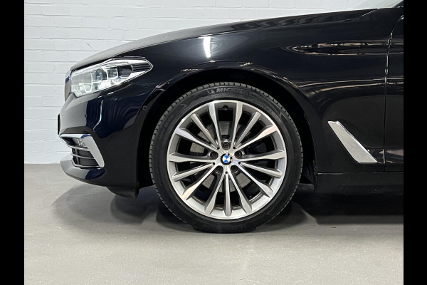 BMW 5 Serie Touring 520i High Executive Adapt. cruise | Open dak | 360 camera | Head-up | Stoelverwarming | Carplay |