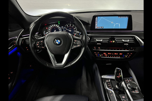BMW 5 Serie Touring 520i High Executive Adapt. cruise | Open dak | 360 camera | Head-up | Stoelverwarming | Carplay |
