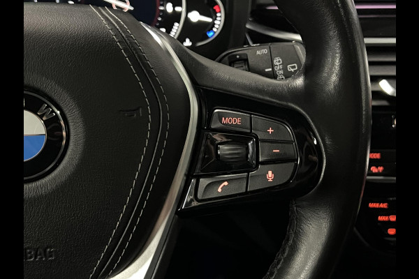 BMW 5 Serie Touring 520i High Executive Adapt. cruise | Open dak | 360 camera | Head-up | Stoelverwarming | Carplay |