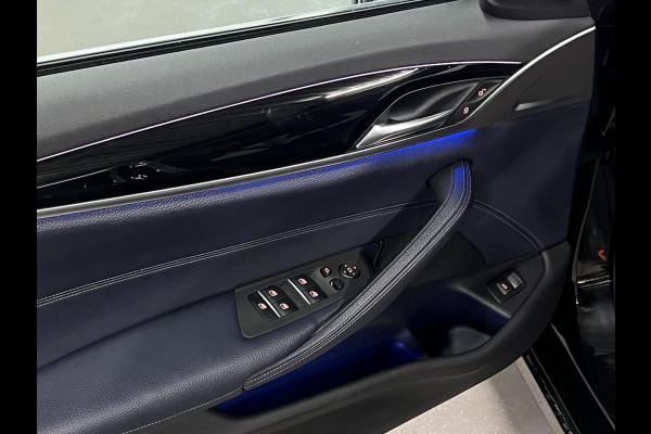 BMW 5 Serie Touring 520i High Executive Adapt. cruise | Open dak | 360 camera | Head-up | Stoelverwarming | Carplay |