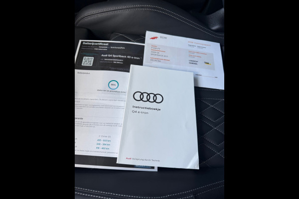 Audi Q4 Sportback e-tron 40 S edition 77 kWh, 2 x S-LINE, vol zwart lederen sport leder, SOH 95 %, 1e eigenaar, NL auto met nap