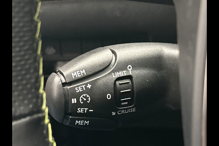 Peugeot e-208 EV GT 350 50 kWh | Origineel Nederlands | Panoramadak Navigatie Cruise Climate control Stoelverwarming Camera