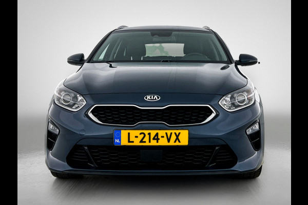 Kia Ceed Sportswagon 1.5 T-GDi 160PK Automaat DynamicPlusLine / Trekhaak / Airco-ecc./ Pdc+Camera / Stoel-Stuurverwarming / 1/2Leder / Apk 08-2027