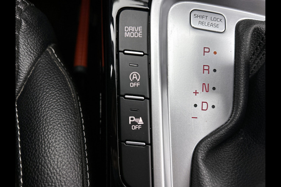 Kia Ceed Sportswagon 1.5 T-GDi 160PK Automaat DynamicPlusLine / Trekhaak / Airco-ecc./ Pdc+Camera / Stoel-Stuurverwarming / 1/2Leder / Apk 08-2027