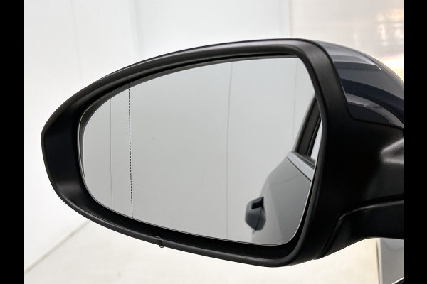 Kia Ceed Sportswagon 1.5 T-GDi 160PK Automaat DynamicPlusLine / Trekhaak / Airco-ecc./ Pdc+Camera / Stoel-Stuurverwarming / 1/2Leder / Apk 08-2027