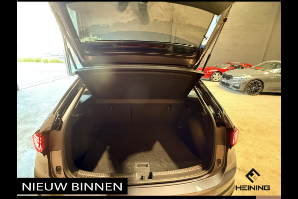 Volkswagen Taigo 1.0 TSI Life. Navi. Apple Carplay. Clima. Hollandse auto met NAP 50000 km