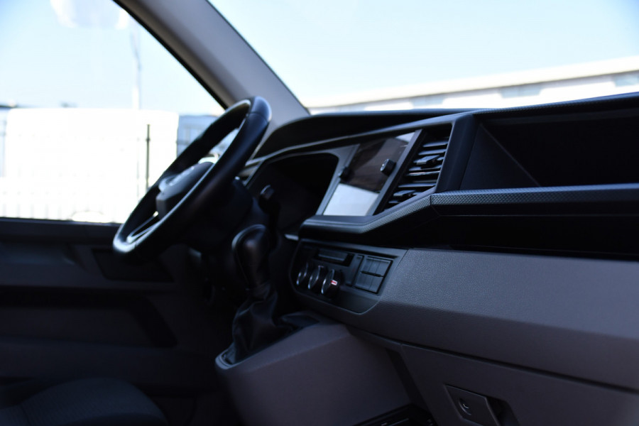 Volkswagen Transporter 2.0 TDI L1H1 30 PB Edition Camera, Cruise, Carplay, 204pk, LED, Multimedia, Automaat, Sensoren,