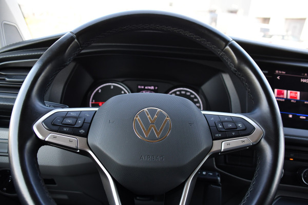 Volkswagen Transporter 2.0 TDI L1H1 30 PB Edition Camera, Cruise, Carplay, 204pk, LED, Multimedia, Automaat, Sensoren,