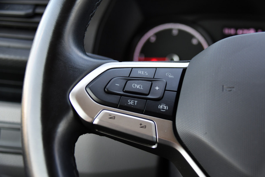 Volkswagen Transporter 2.0 TDI L1H1 30 PB Edition Camera, Cruise, Carplay, 204pk, LED, Multimedia, Automaat, Sensoren,