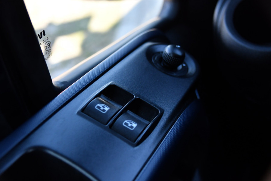 Iveco Daily 35S16V 2.3 352 H3 L PB Edition Camera, Cruise, 3500kg Trekhaak, Automaat, 155pk, Clima, Uniek!