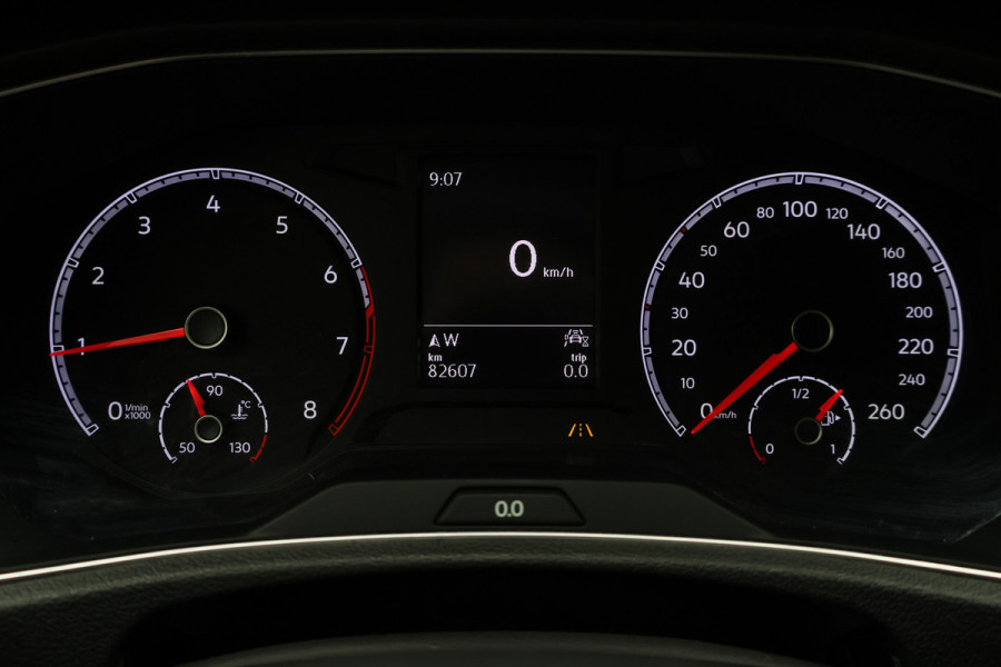 Volkswagen T-Roc 1.0 TSI Style Business ACC, Climate, Apple Carplay, Lane Assist, PDC