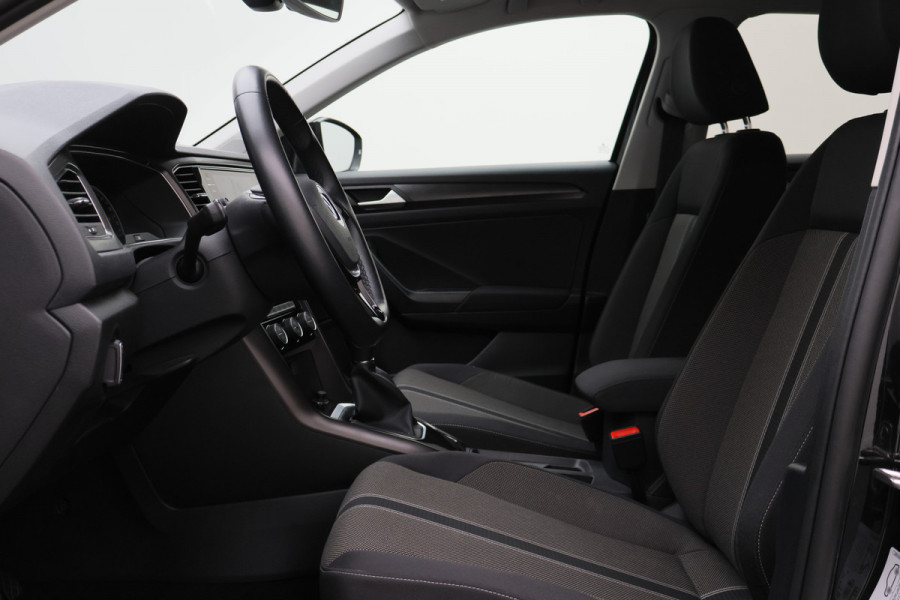 Volkswagen T-Roc 1.0 TSI Style Business ACC, Climate, Apple Carplay, Lane Assist, PDC