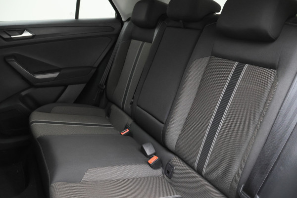 Volkswagen T-Roc 1.0 TSI Style Business ACC, Climate, Apple Carplay, Lane Assist, PDC