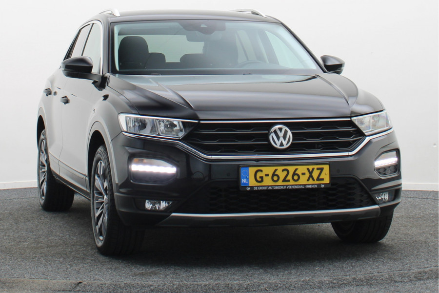 Volkswagen T-Roc 1.0 TSI Style Business ACC, Climate, Apple Carplay, Lane Assist, PDC