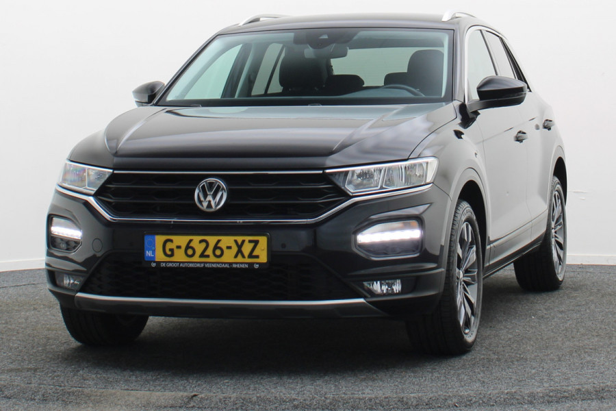 Volkswagen T-Roc 1.0 TSI Style Business ACC, Climate, Apple Carplay, Lane Assist, PDC