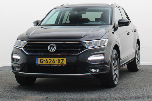Volkswagen T-Roc 1.0 TSI Style Business ACC, Climate, Apple Carplay, Lane Assist, PDC
