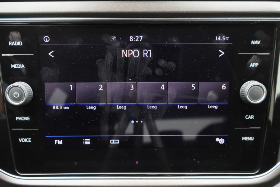 Volkswagen T-Roc 1.0 TSI Style Business ACC, Climate, Apple Carplay, Lane Assist, PDC