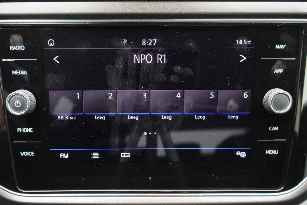 Volkswagen T-Roc 1.0 TSI Style Business ACC, Climate, Apple Carplay, Lane Assist, PDC