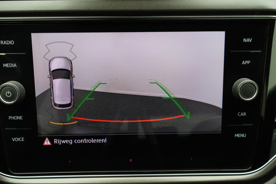 Volkswagen T-Roc 1.0 TSI Style Business ACC, Climate, Apple Carplay, Lane Assist, PDC