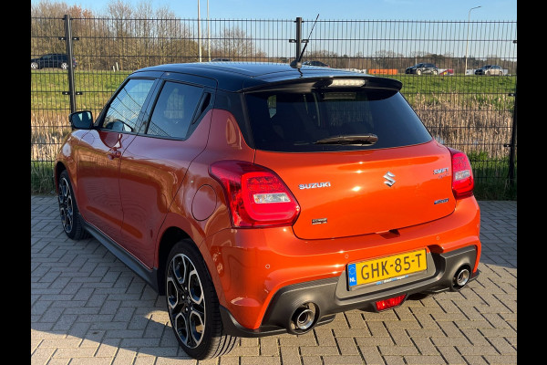 Suzuki Swift 1.4 Sport Smart Hybrid | Camera | KeyLess | CarPlay | 8000KM |