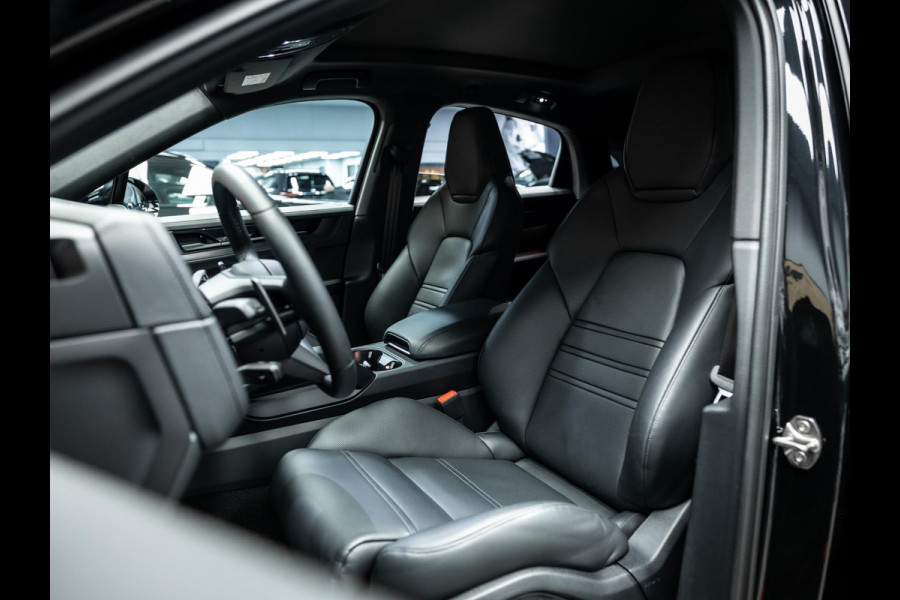 Porsche Cayenne Coupé 3.0 E-Hybrid Black Edition | Sportuitlaat | Stoelverwarming en verkoeling | Sport Chrono |
