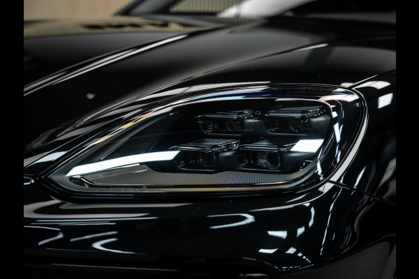 Porsche Cayenne Coupé 3.0 E-Hybrid Black Edition | Sportuitlaat | Stoelverwarming en verkoeling | Sport Chrono |