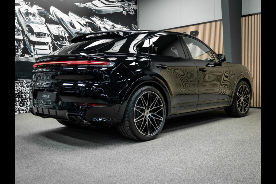 Porsche Cayenne Coupé 3.0 E-Hybrid Black Edition | Sportuitlaat | Stoelverwarming en verkoeling | Sport Chrono |