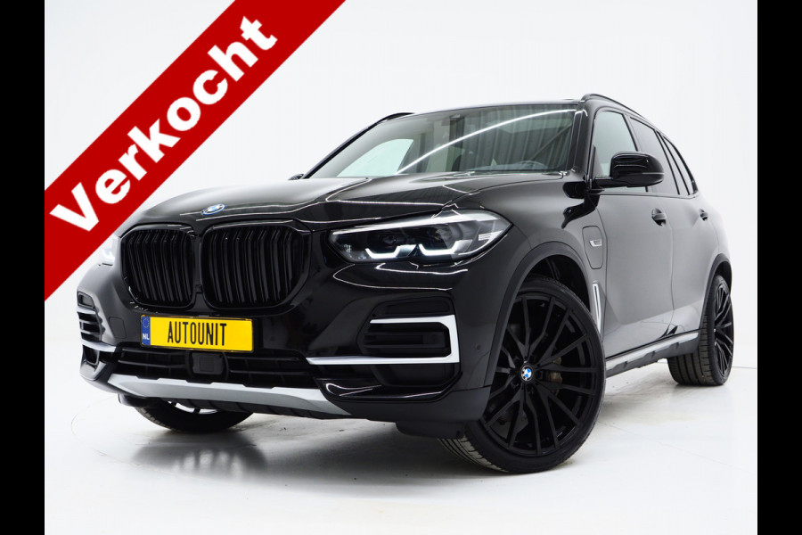 BMW X5 xDrive45e High Executive | Panoramadak | Luchtvering | Trekhaak | Camera | Adaptive Cruise | Carplay