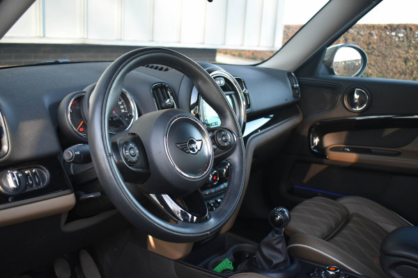MINI Countryman 1.5 One Chili | Leder | Navi | Keyless | Carplay | Stoelverwarming |