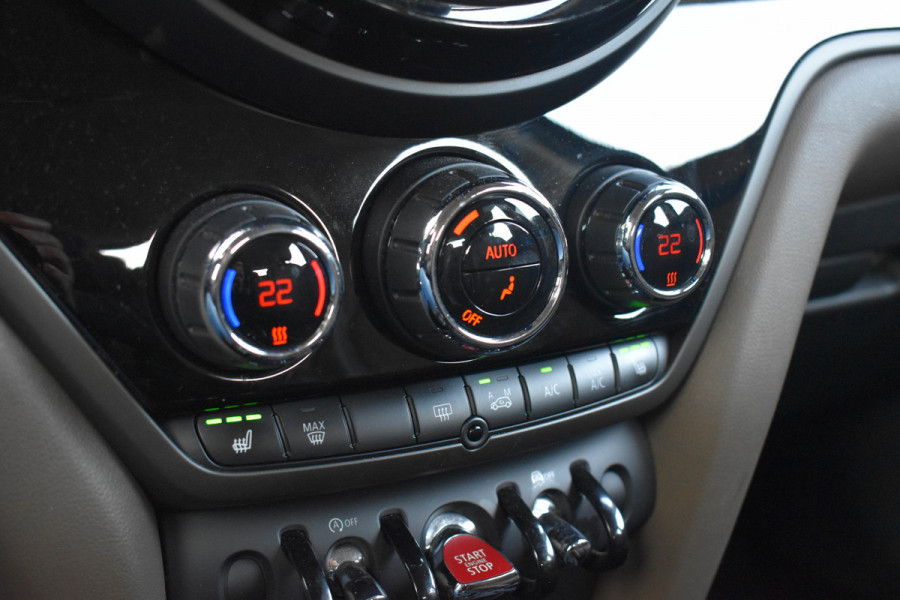 MINI Countryman 1.5 One Chili | Leder | Navi | Keyless | Carplay | Stoelverwarming |