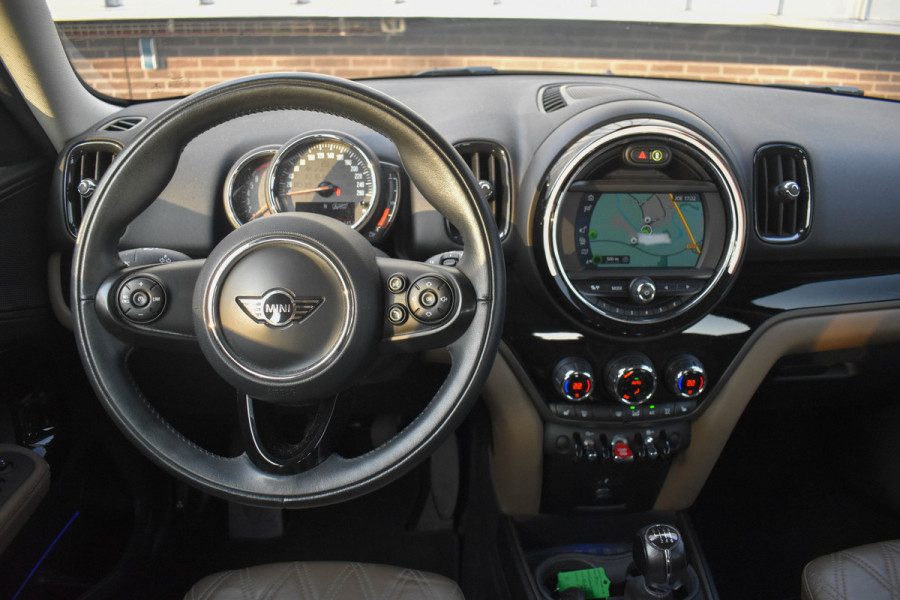 MINI Countryman 1.5 One Chili | Leder | Navi | Keyless | Carplay | Stoelverwarming |