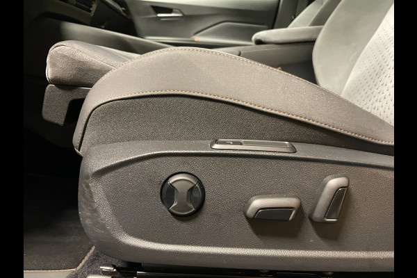 CUPRA Born Performance One 62 kWh|90%SOH|MASSAGE|ELEK.STOEL|ACC|CARPLAY|CAMERA|KEYLESS|STOEL+STUURVERW|NAVI|NAP|NL|INC.BTW|1e EIG|