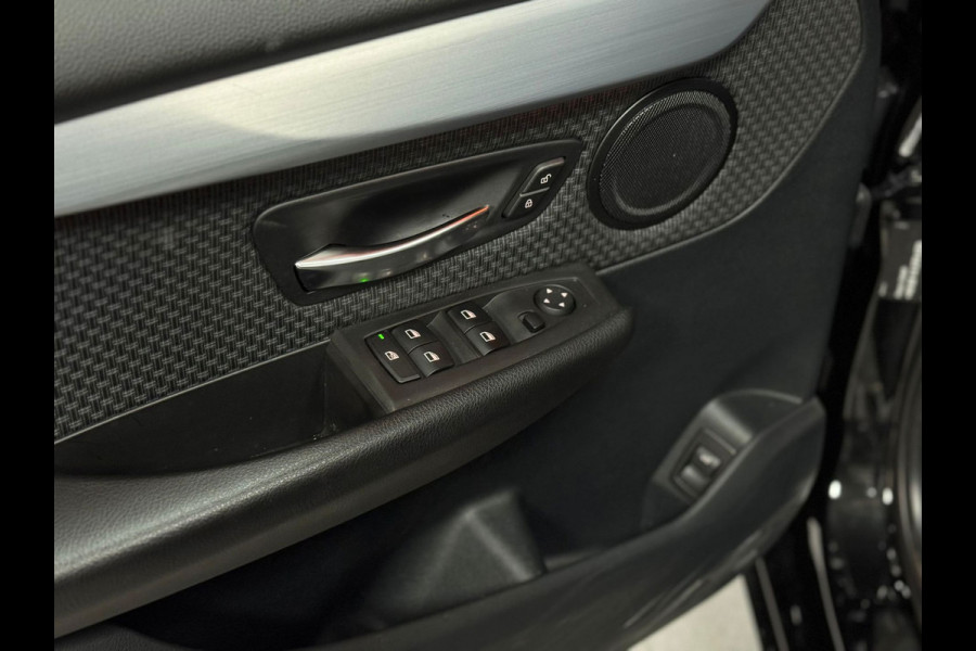 BMW 2 Serie Gran Tourer 220i 7p. High Executive|CRUISE|AUTO|PANO|DAKKOFFER