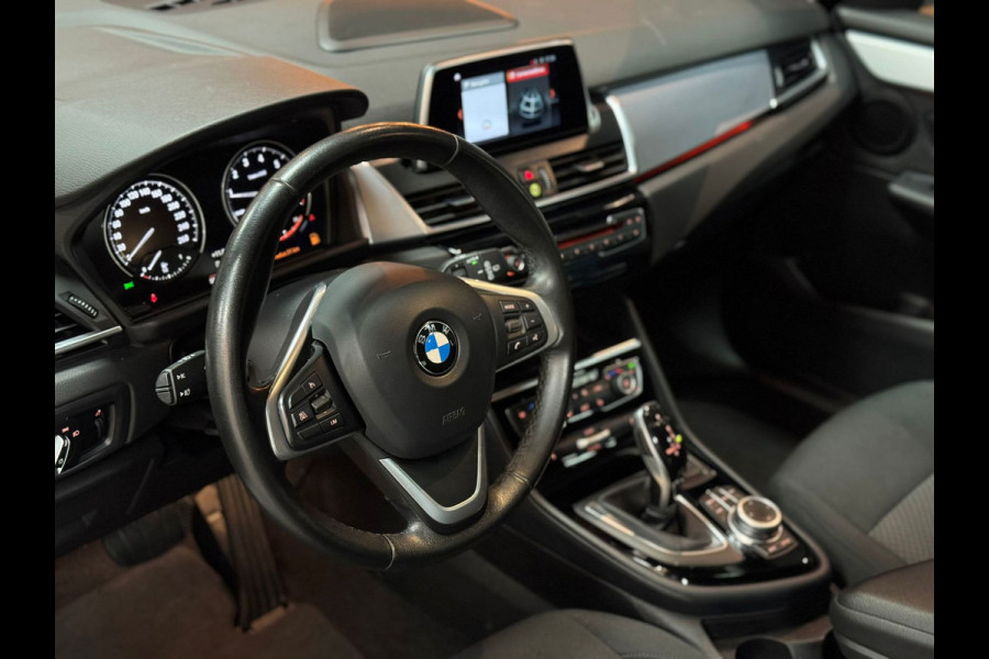 BMW 2 Serie Gran Tourer 220i 7p. High Executive|CRUISE|AUTO|PANO|DAKKOFFER