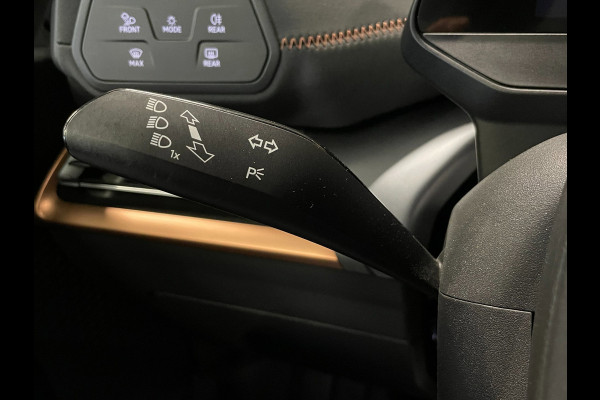 CUPRA Born Performance One 62 kWh|89%SOH|MASSAGE|ELEK.STOEL|ACC|CARPLAY|CAMERA|KEYLESS|STOEL+STUURVERW|NAVI|NAP|NL|INC.BTW|1e EIG|