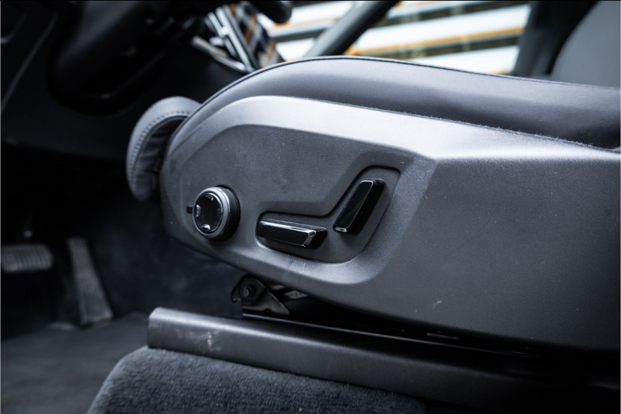 Volvo XC90 2.0 T8 Plug-in hybrid AWD Ultra Dark - Panorama | Luchtvering | H&K | Memory | 360 Camera