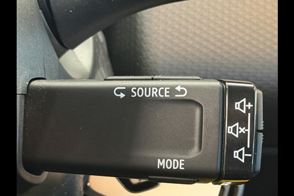 Renault Clio 1.0 TCe 90 Equilibre Airco Navi Cruise Control Full LED Carplay Premium Color NL Auto met historie!