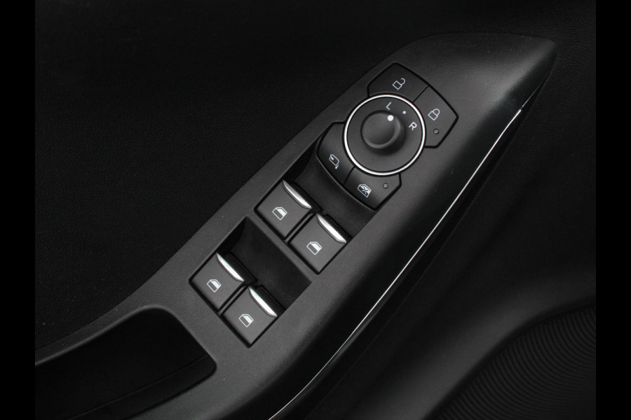 Ford Puma 1.0 EcoBoost Automaat Titanium | Climate control | LED | Verwarmde voorstoelen | Parkeersensor achter | Cruise control | Stuurverwarming | Navigatie | Lane assist | Apple Carplay / Android auto