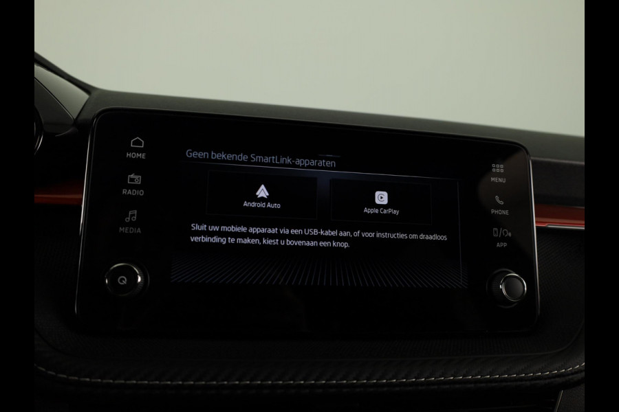 Škoda Fabia 1.0 TSI Monte Carlo 95 pk | Verlengde garantie | Navigatie via App | Parkeersensoren | Achteruitrijcamera | Stoelverwarming |