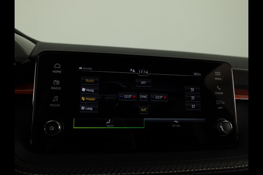 Škoda Fabia 1.0 TSI Monte Carlo 95 pk | Verlengde garantie | Navigatie via App | Parkeersensoren | Achteruitrijcamera | Stoelverwarming |